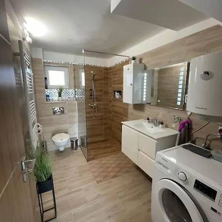 Csaladi Feszek * Gárdony