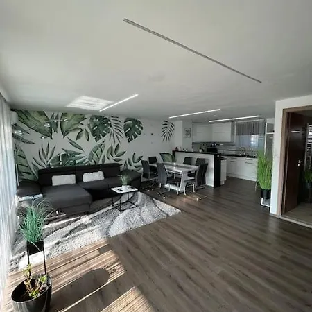 Διαμέρισμα Csaladi Feszek